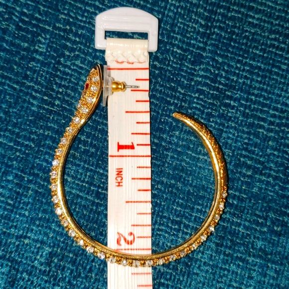 Hoop earrings - Picture 3 of 4